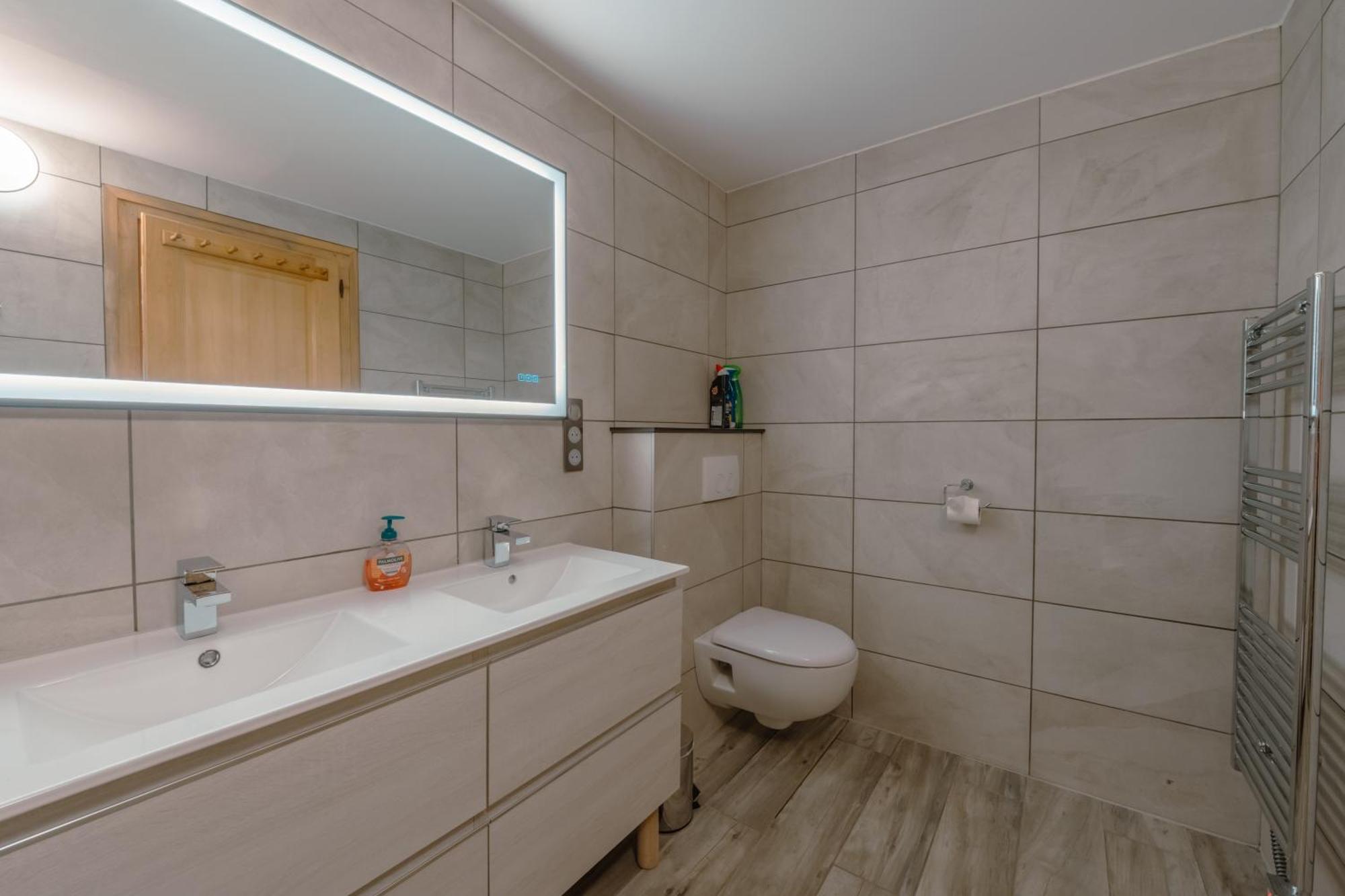 Chalet Muguet Gauche With Hot Tub Sleeps 10 Central มอร์ซีน ภายนอก รูปภาพ